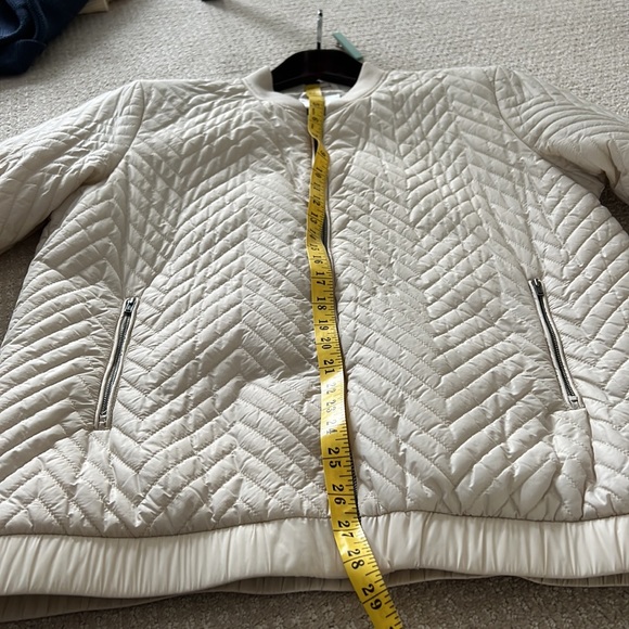 Spring-summer  light jacket. - Picture 7 of 10